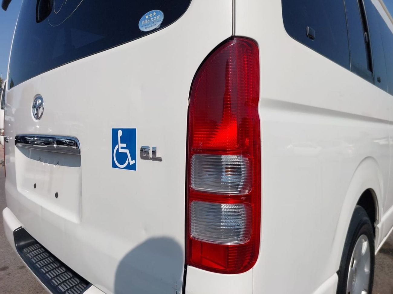 تويوتا هاياس (RAMADAN OFFER) TOYOTA HIACE VAN RHD 2009 MODEL 2.7 L PETROL AUTOMATIC(PM65726)