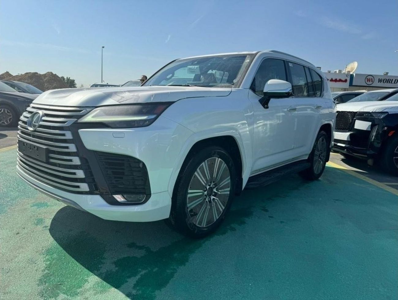 Lexus LX 500 LX 500d  V6 3.3-litre twin-turbocharged diesel engine