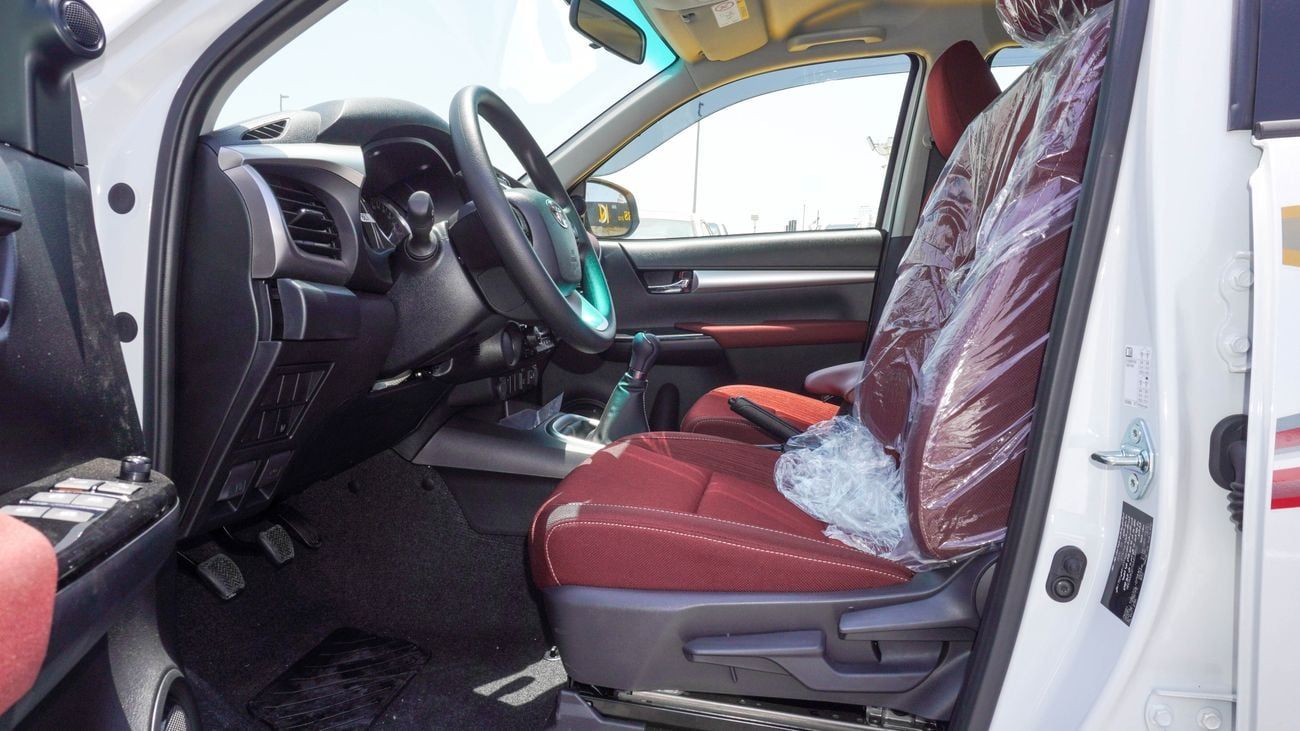 Toyota Hilux SR5 2.7 L