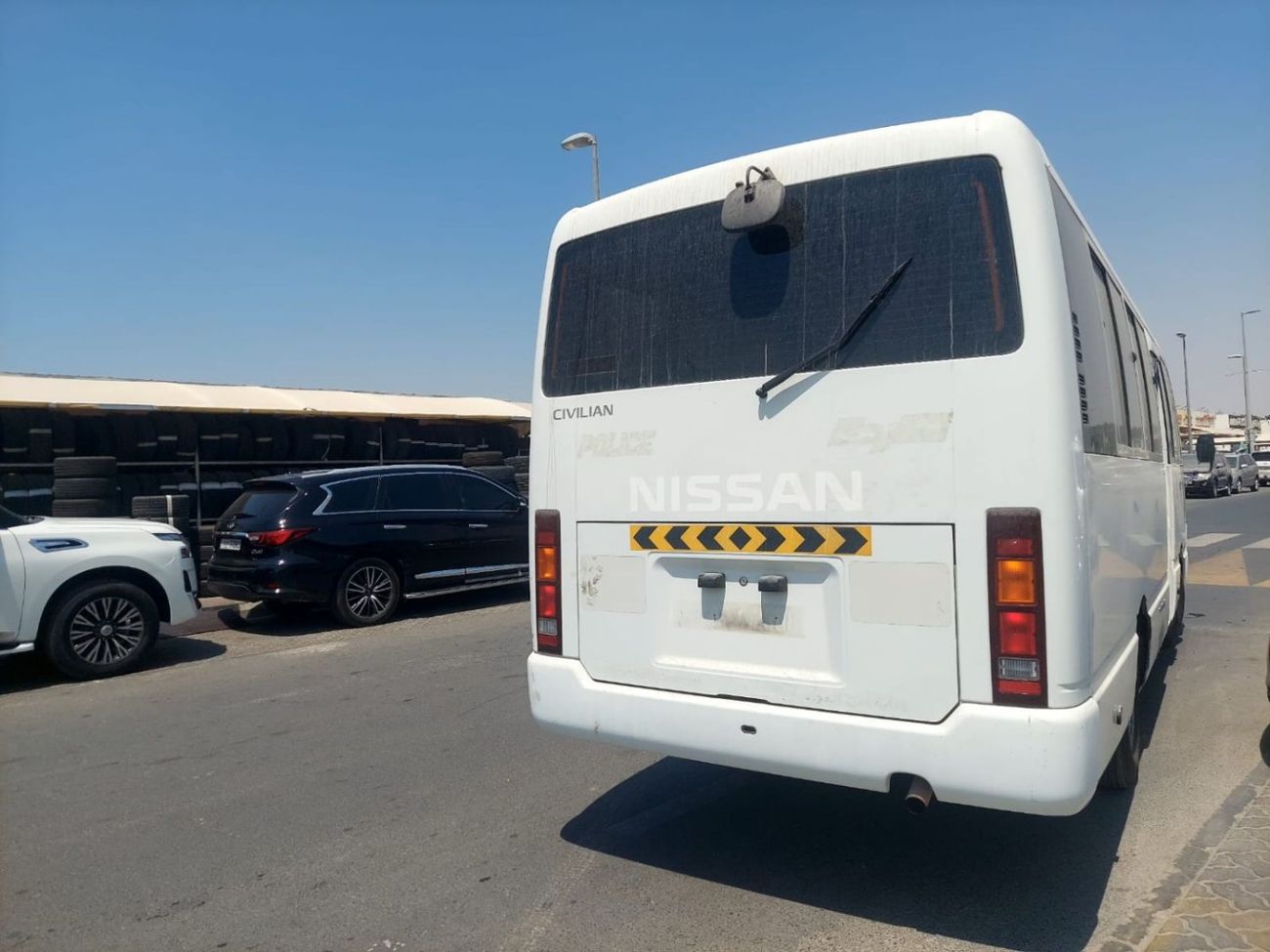 Nissan Civilian PETROL 22 SEATER MANUAL TRANSMISSION