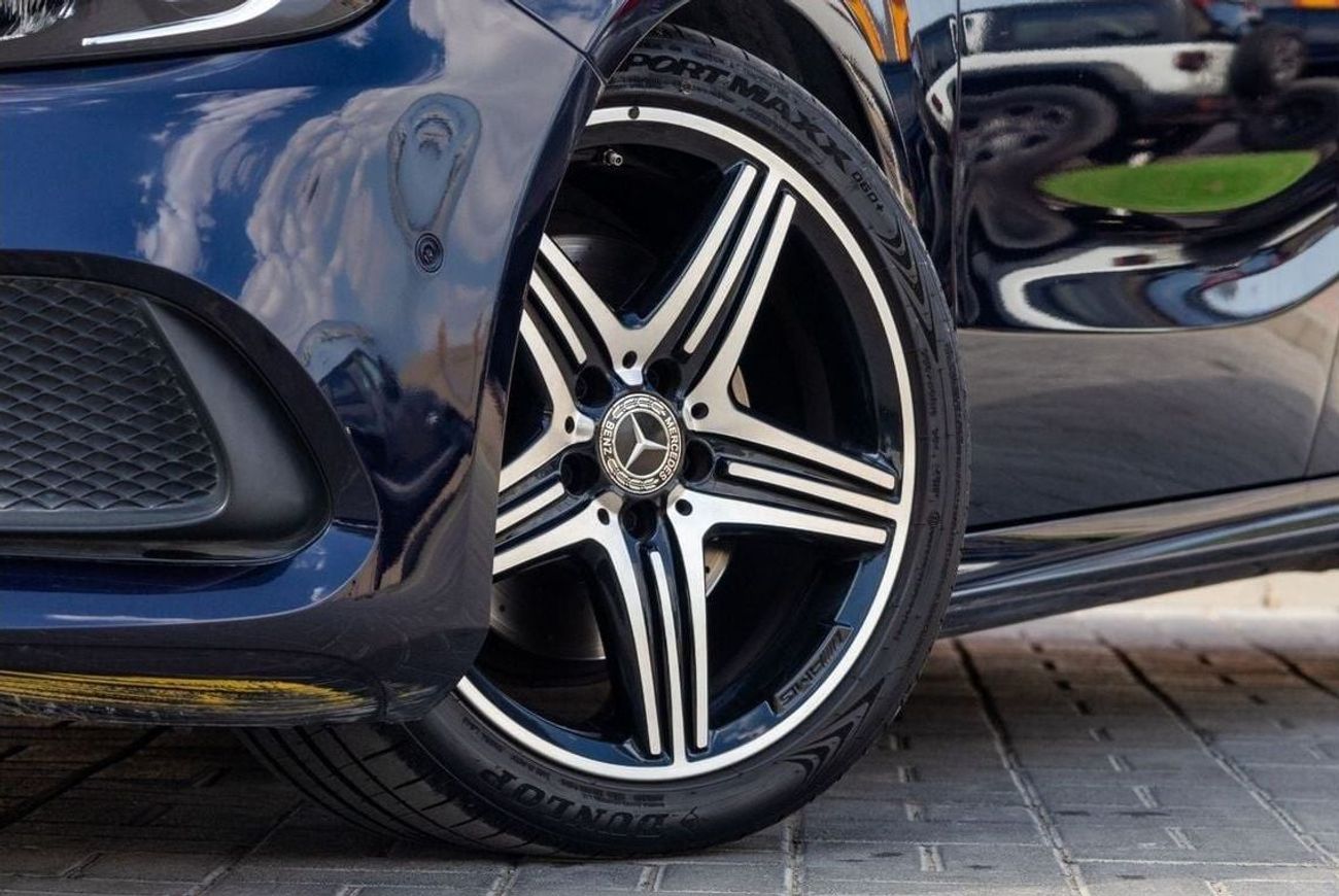 Mercedes-Benz A 250 std 2.0L (221 HP) Mercedes-Benz A250 2018 (LOW MILEAGE) GCC under Warranty with Flexible Down-Paymen