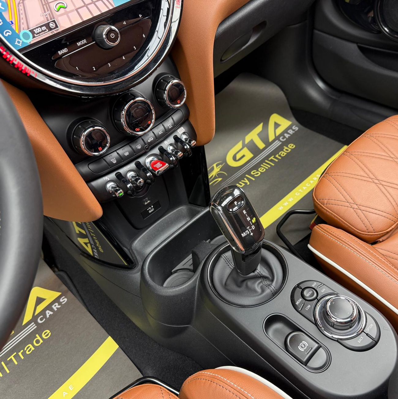 Mini Cooper S Coupé 2022 MINI Cooper S (JCW Kit) ,Warranty ,Service Contract ,Full Service History ,GCC