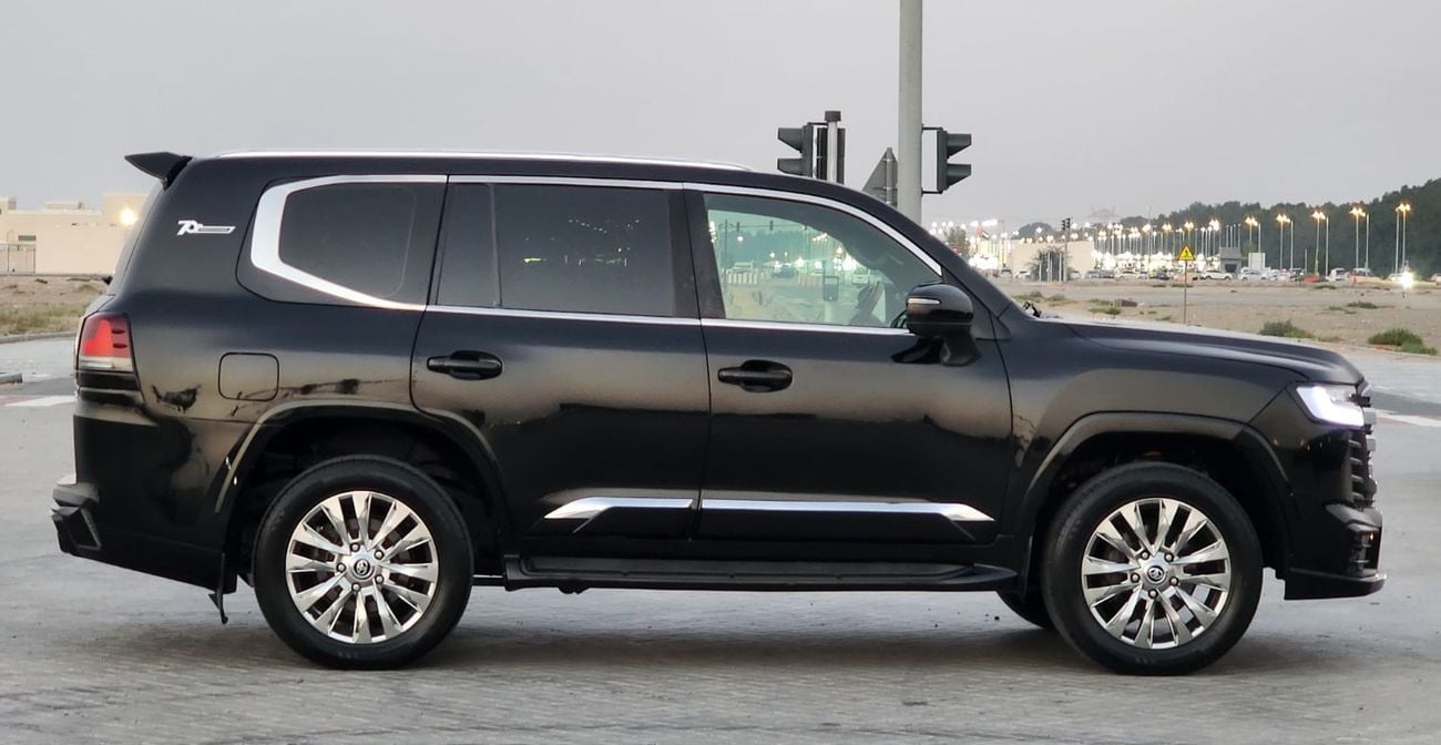 تويوتا لاند كروزر 