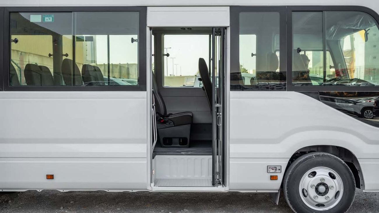 Toyota Coaster COASTER 23STR MT DSL 4.0(WHITE INSIDE MD GREY)25YM