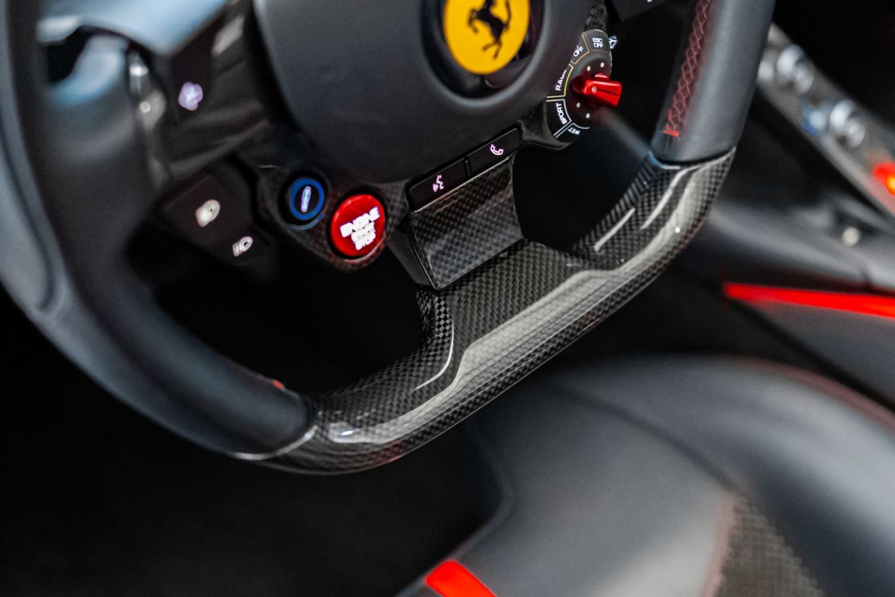 Ferrari 812 GTS 2020 812 GTS | FULL CARBON INT | SUSPENSION LIFTER | PASSENGER DISPLAY
