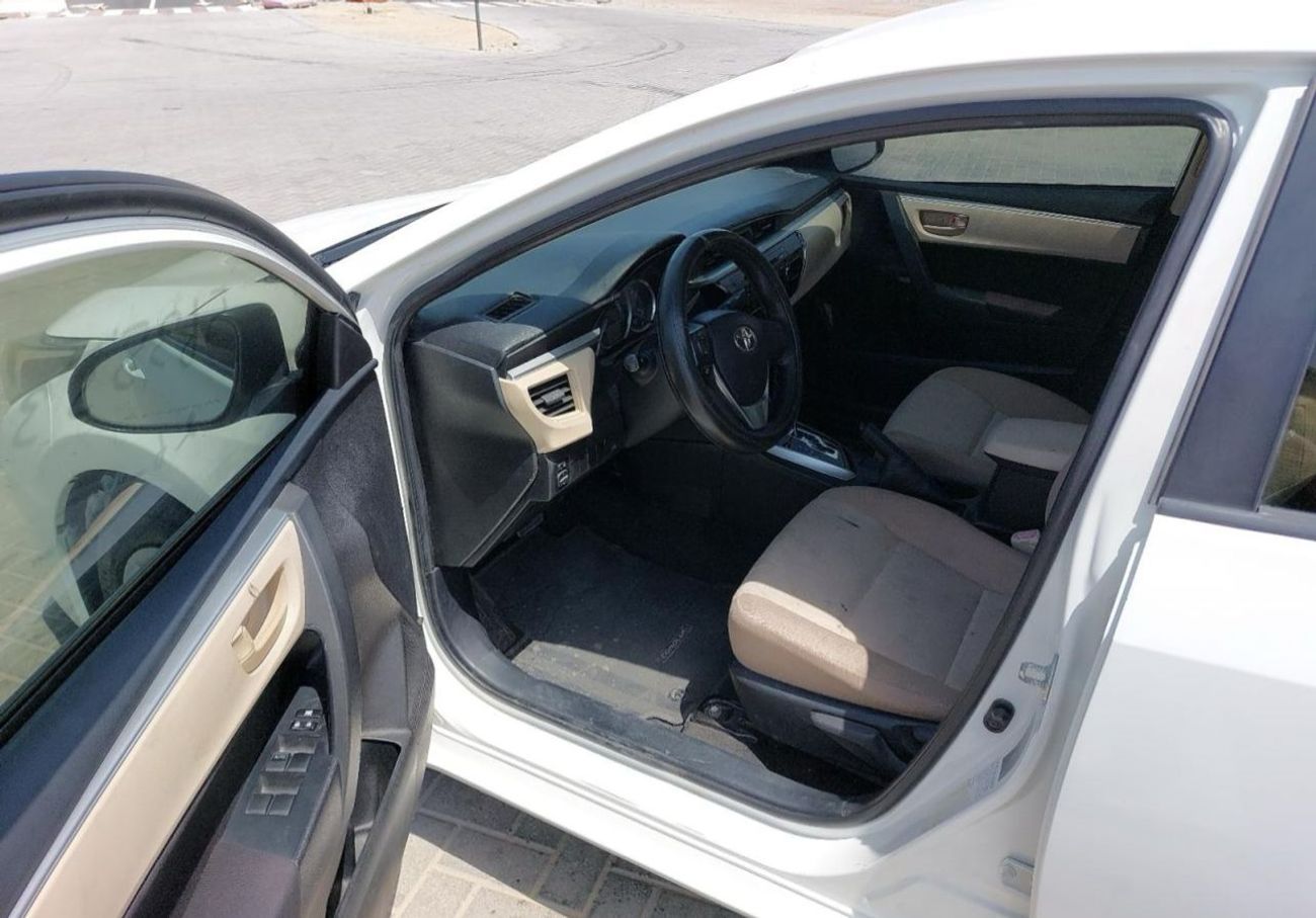 تويوتا كورولا SE 1.6L EXCELLENT CONDITION READY TO DRIVE