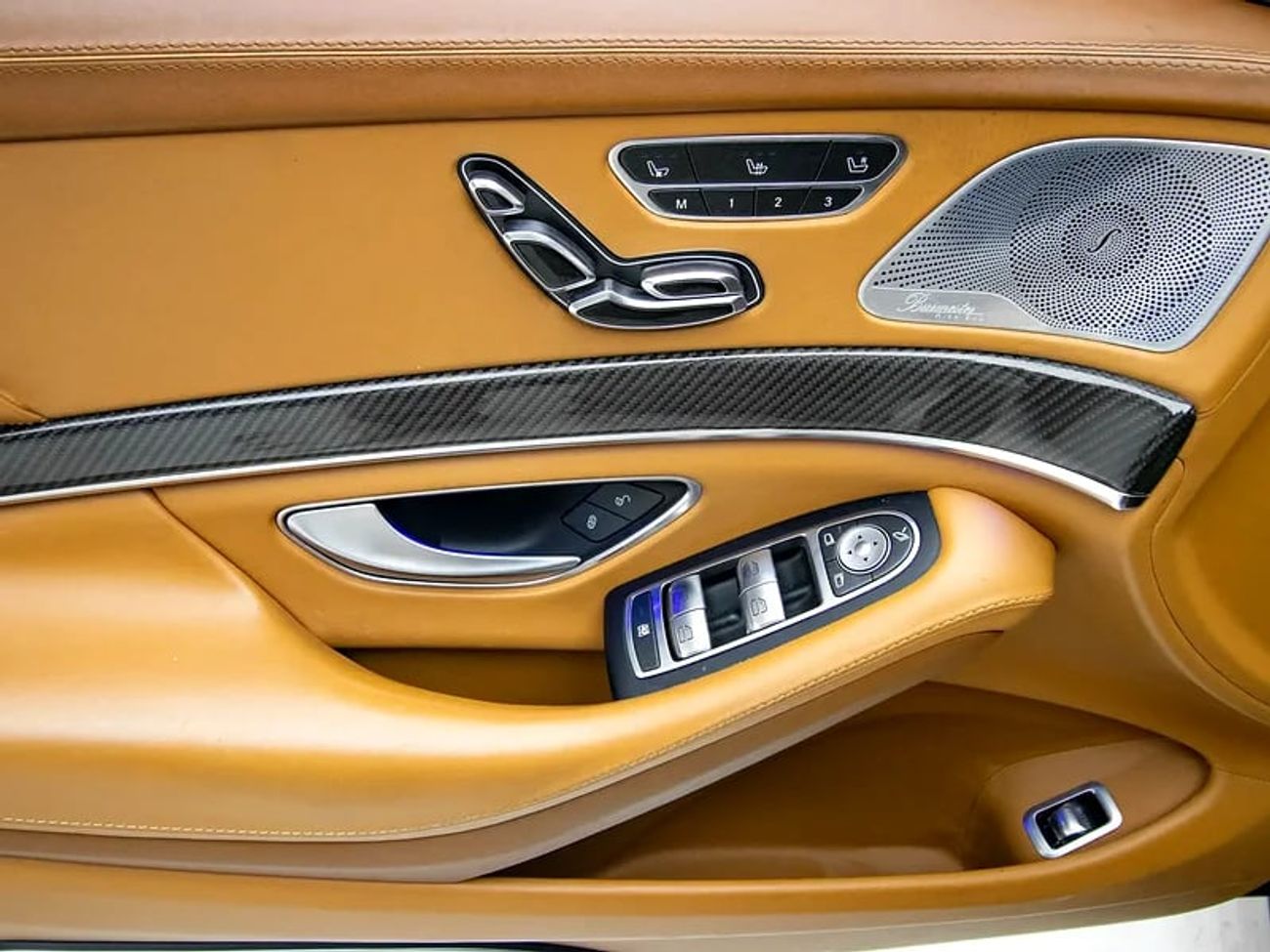 Mercedes-Benz S 63 AMG Std 5.5L Brabus 850