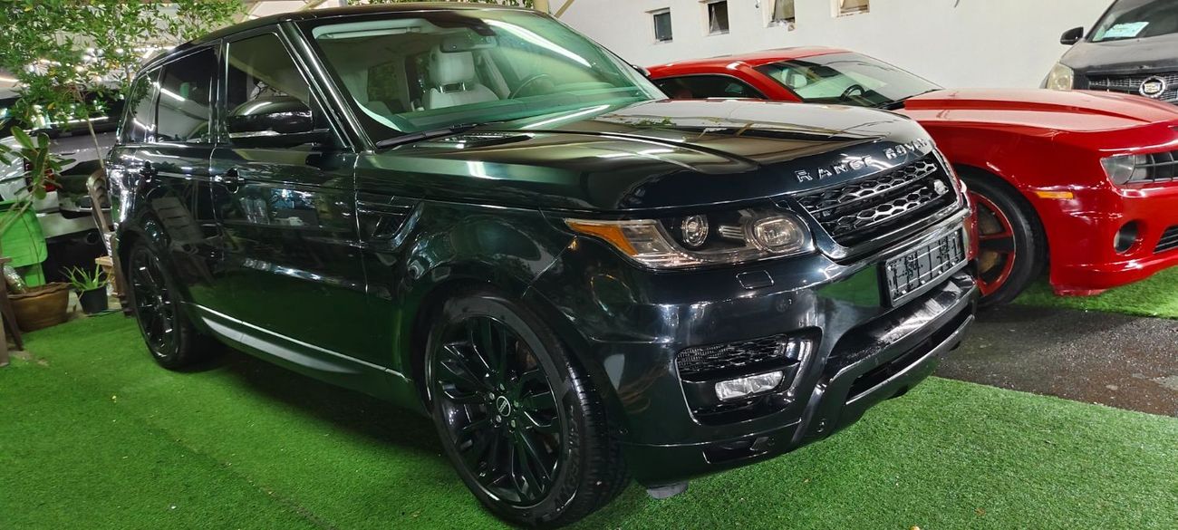 Used Land Rover Range Rover Sport 2014 for sale in Sharjah - 722939