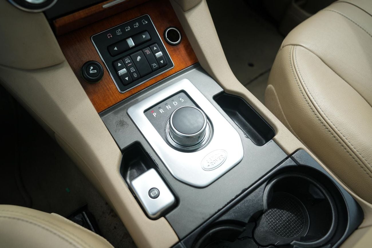 لاند روفر فريلاندر LR4 HSE V6 SUPERCHARGED 2014!! GCC SPECS !! WELL MAINTAINED