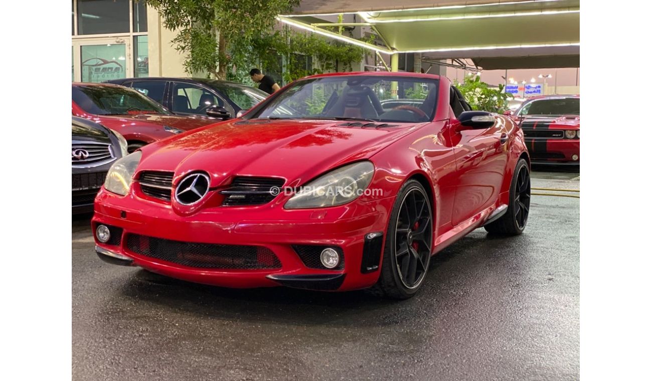 Mercedes-Benz SLK 55 AMG Mercedes Benz SLK 55 AMG, convertible, GCC, in perfect condition