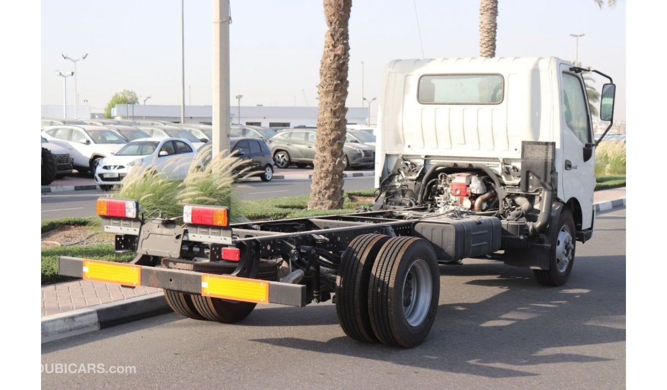 هينو 300 714 Chassis, 4.2 Tons (Approx.), Single cabin with TURBO, ABS and AIR BAG, 300 Series Diesel, MODEL2