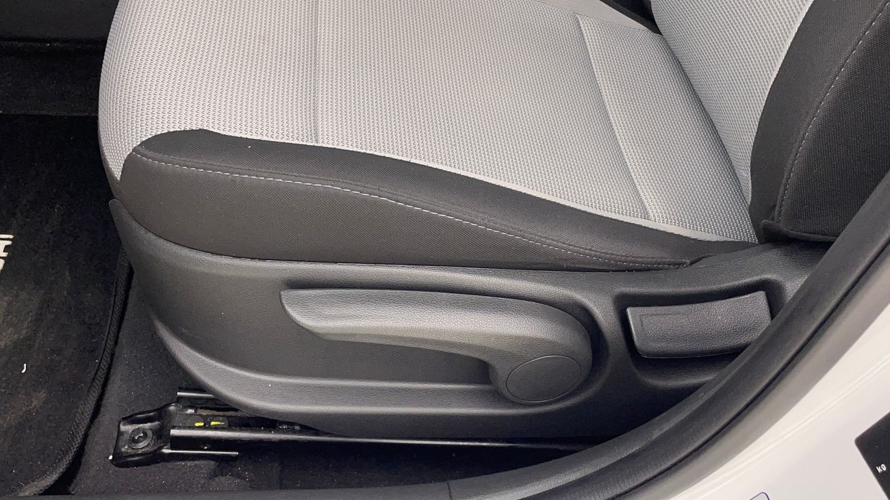 Hyundai Accent SMART 1.6 | Zero Down Payment | Home Test Drive