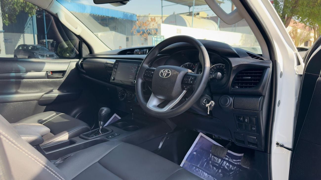 تويوتا هيلوكس -