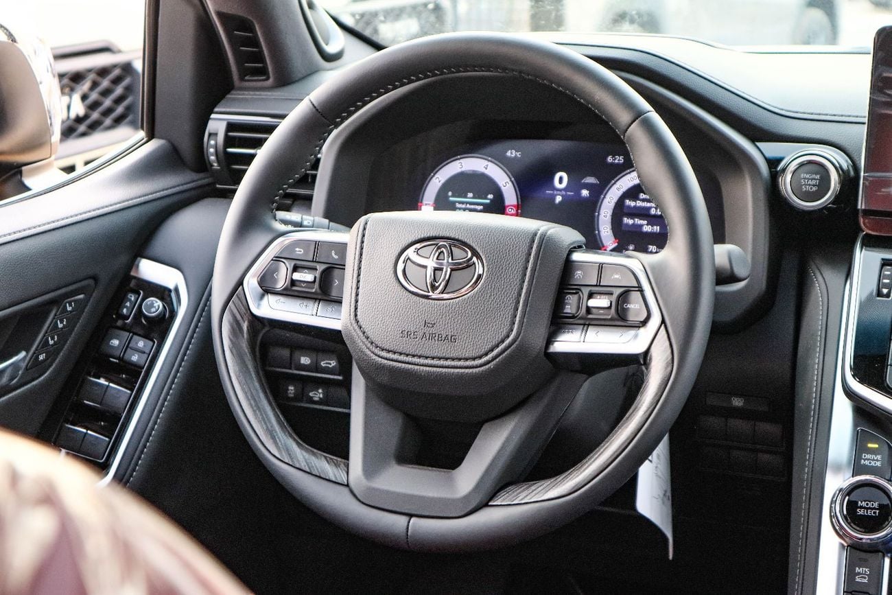 تويوتا لاند كروزر VXR