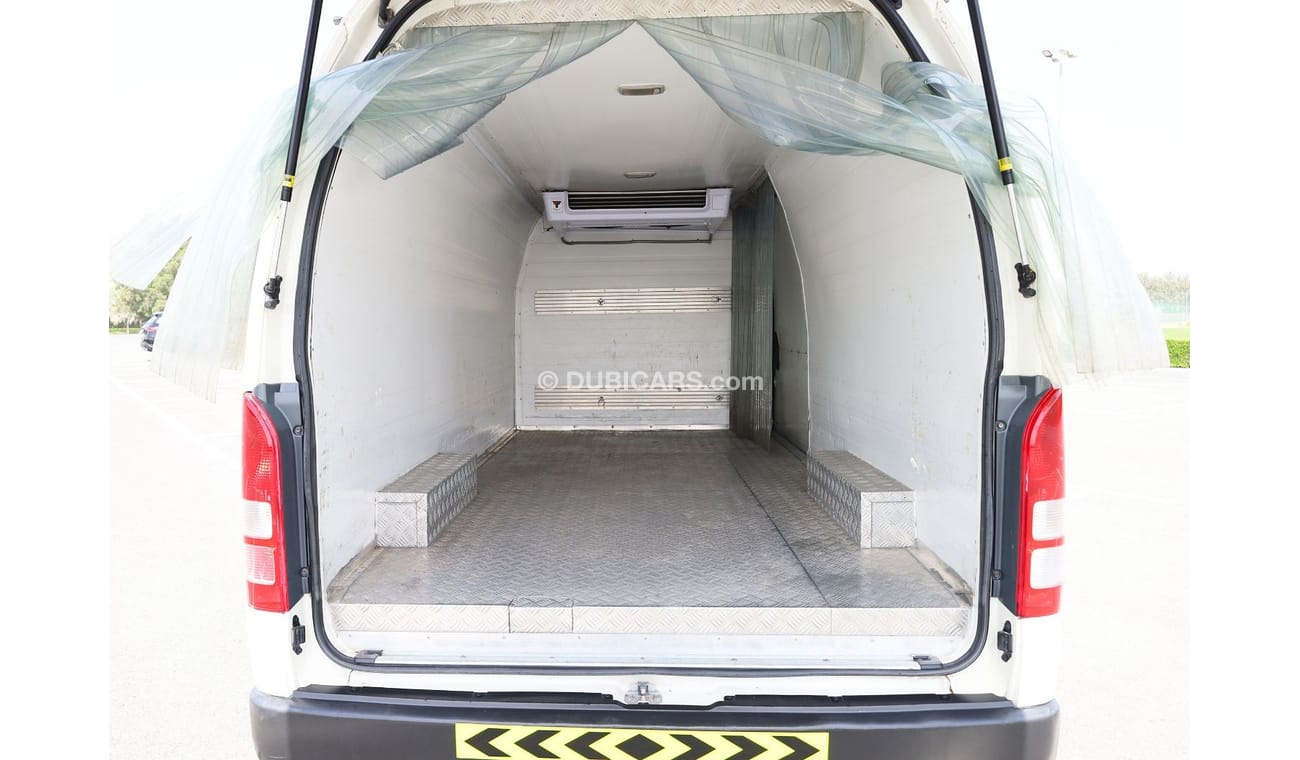 Toyota Hiace 2018 | Toyota Hiace | High Roof Chiller Van | GCC Specs | Excellent Condition