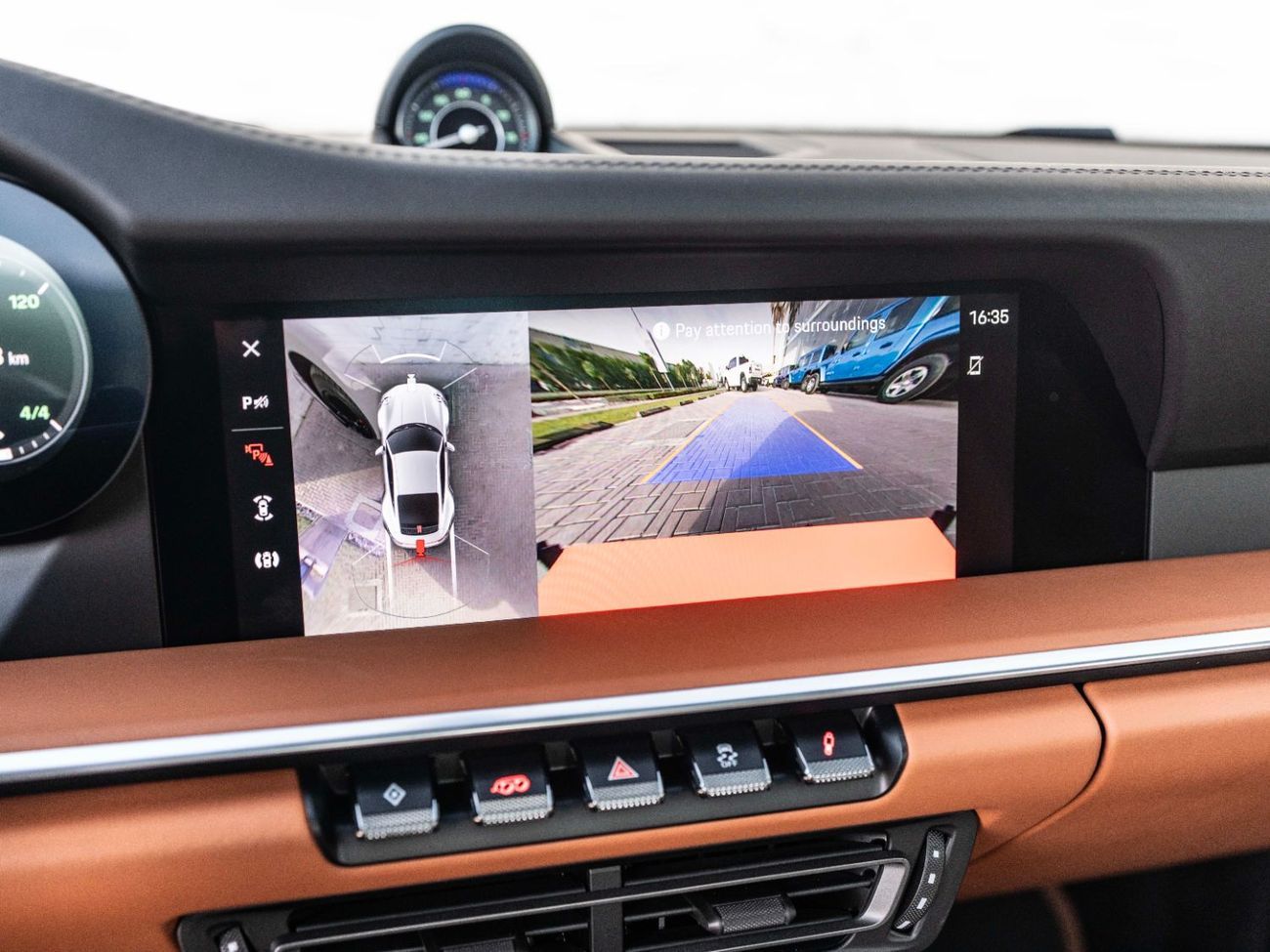 Porsche 911 Carrera S 3.0L (445 HP) Coupe