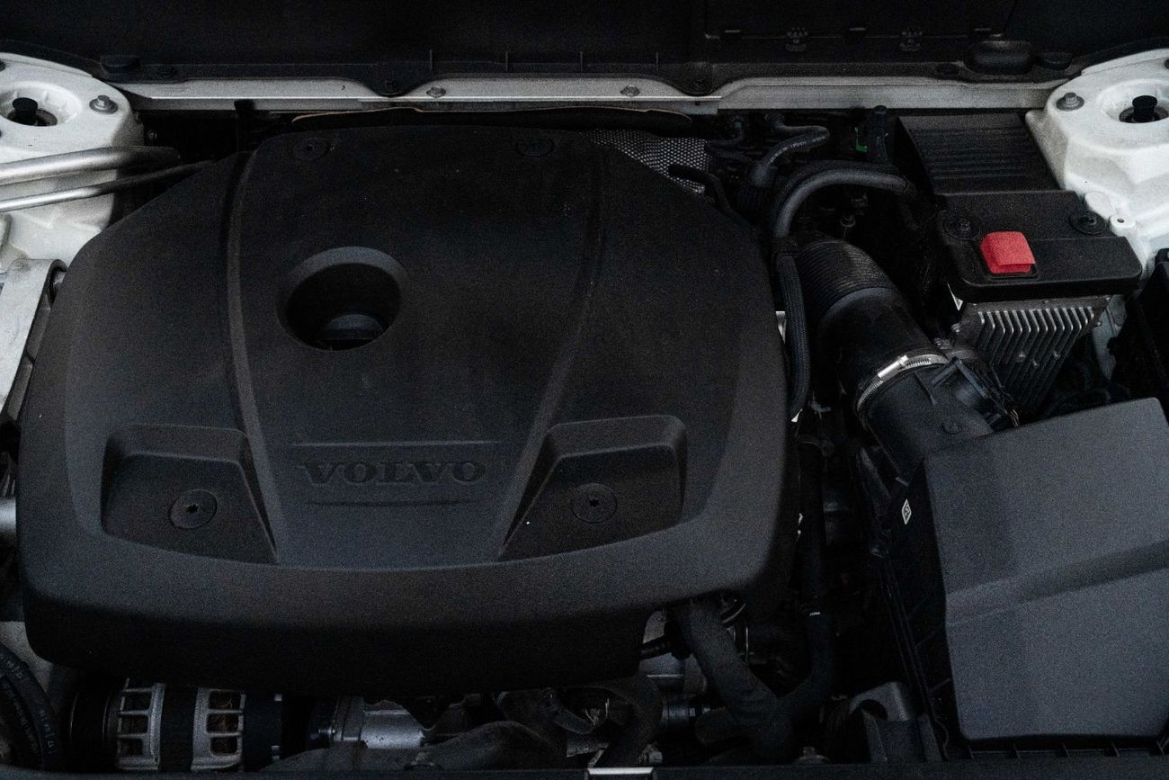 Volvo XC90 T5 | 1,860 P.M  | 0% Downpayment | Full Volvo Service History | Like New!