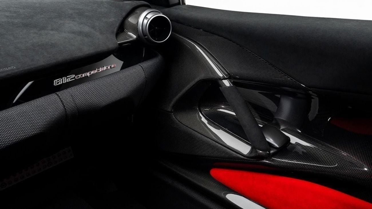 فيراري 812 كومبيتيزون 10th Anniversary Cavalcade Tailor Made 1 of 10 - 2023 - Japanese Specs