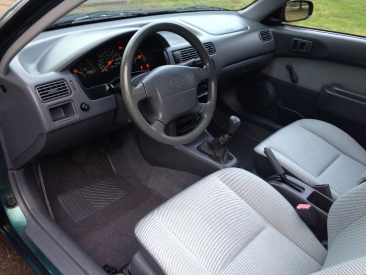 Toyota Tercel interior - Cockpit