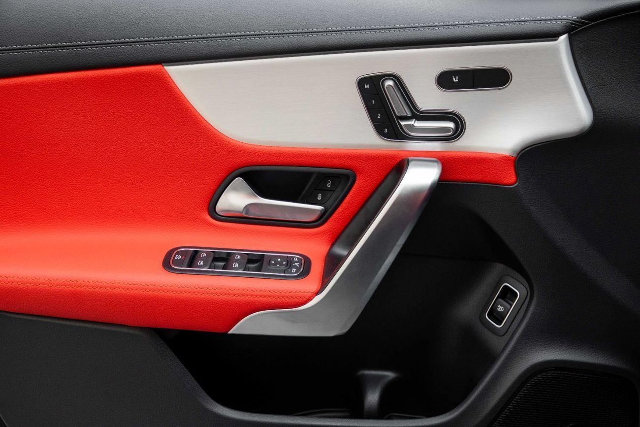 Mercedes-Benz CLA 250 4,112 P.M  | 0% Downpayment | CLA 250 AMG | 5 YEARS WARRANTY!