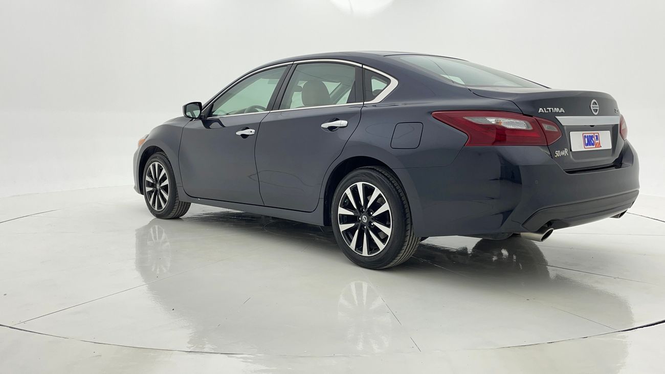 نيسان ألتيما SV 2.5 | بدون دفعة مقدمة | اختبار قيادة مجاني للمنزل