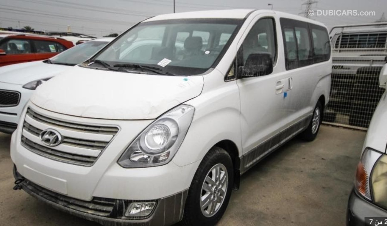 Hyundai H-1 DISEL 12 SEATS