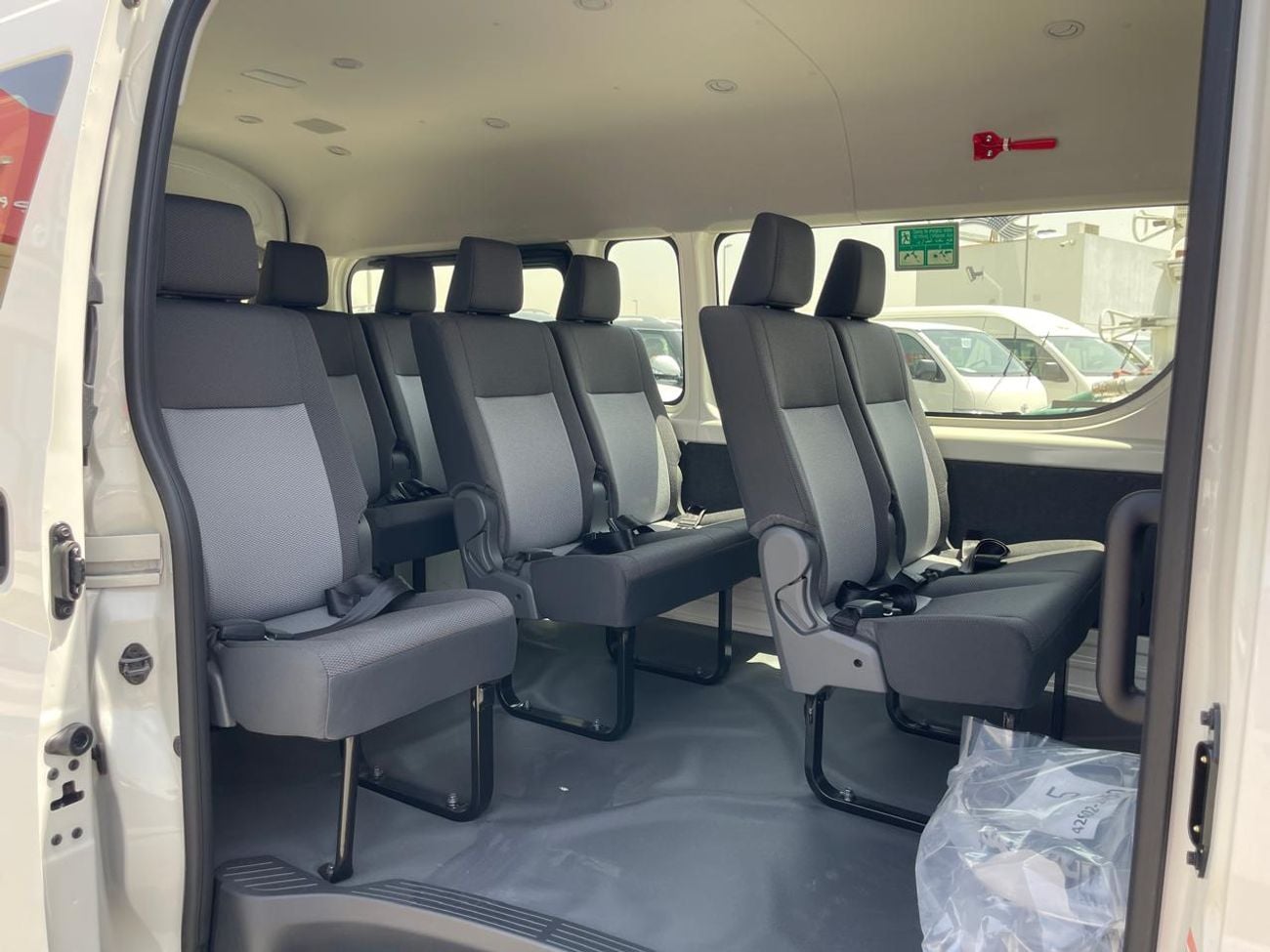 Toyota Hiace DX