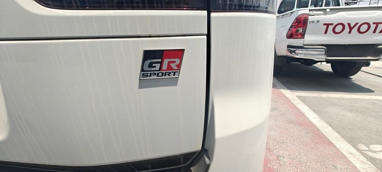 Toyota Land Cruiser GR SPORT