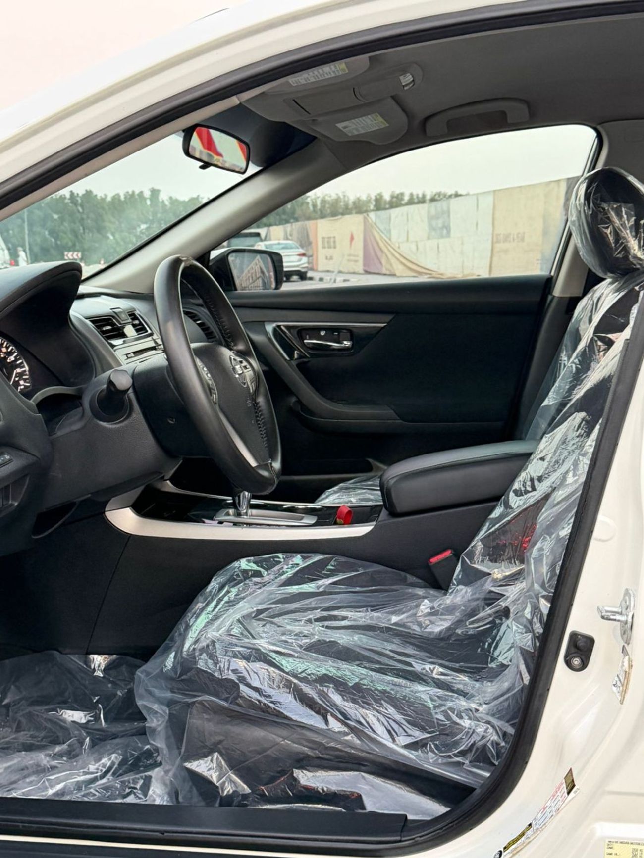 Nissan Altima S 2.5L Luxury and top condition