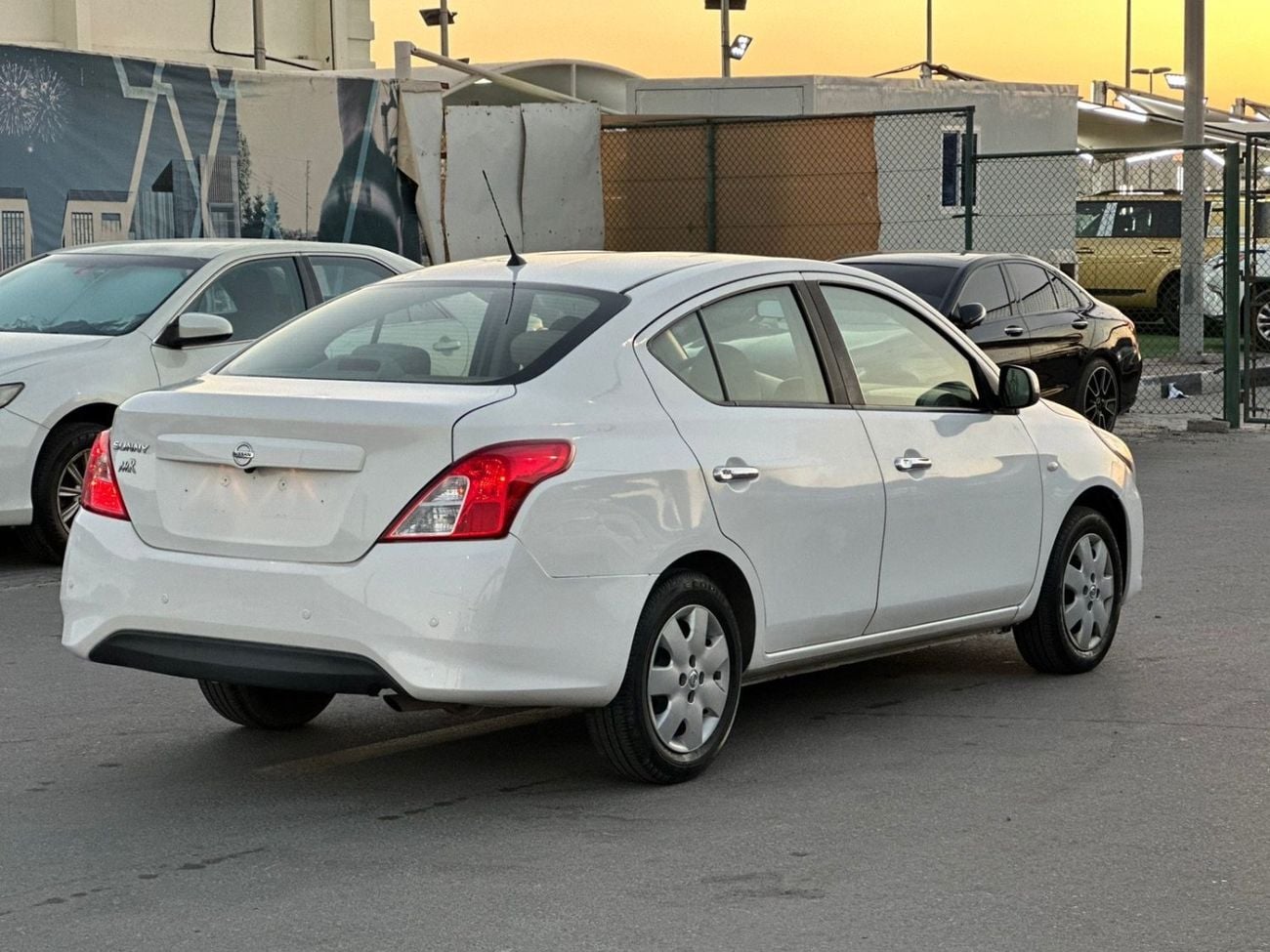 نيسان صني SV