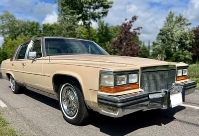 Cadillac Brougham STD