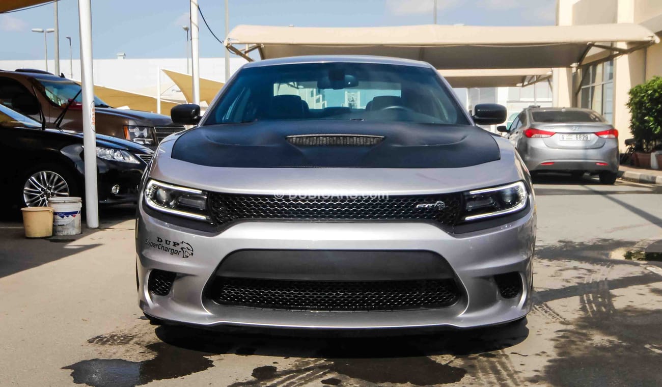 Dodge Charger SRT