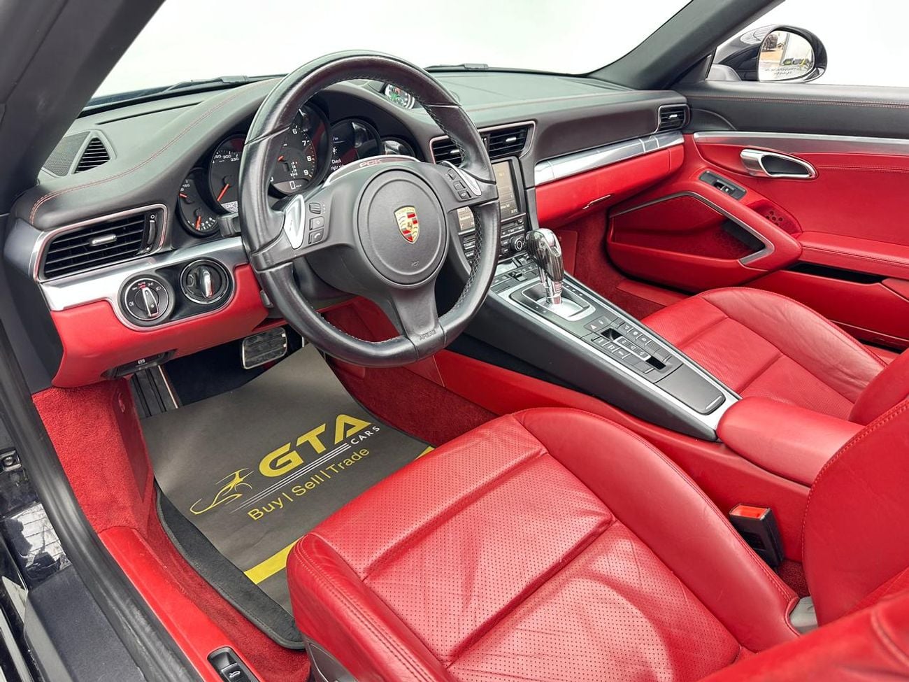 Porsche 911 2015 Porsche 911 Carrera Cabriolet, Full Porsche Service History, Excellent Condition , GCC