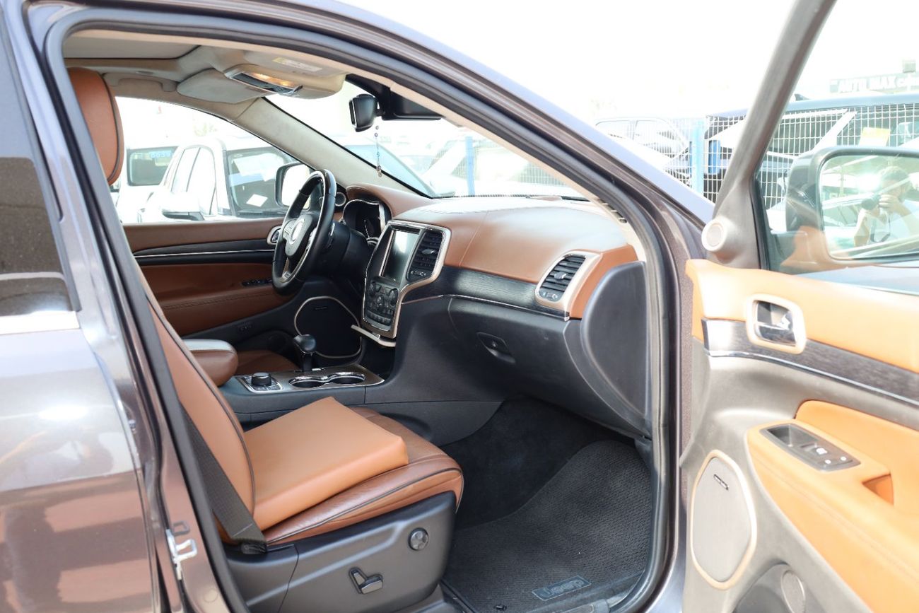 جيب جراند واجونير Low mileage, GCC Specs, very clean condition