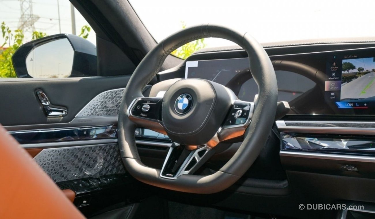 بي أم دبليو 740 BMW 740i Sedan - Black - 2024 Excellent Condition with 5 Years Dealer Warranty and Service