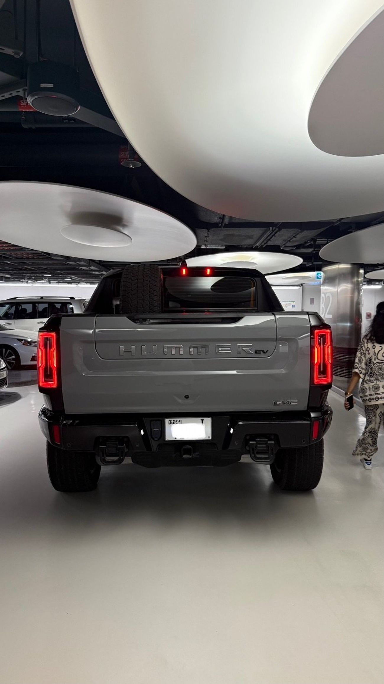 جي أم سي همر EV