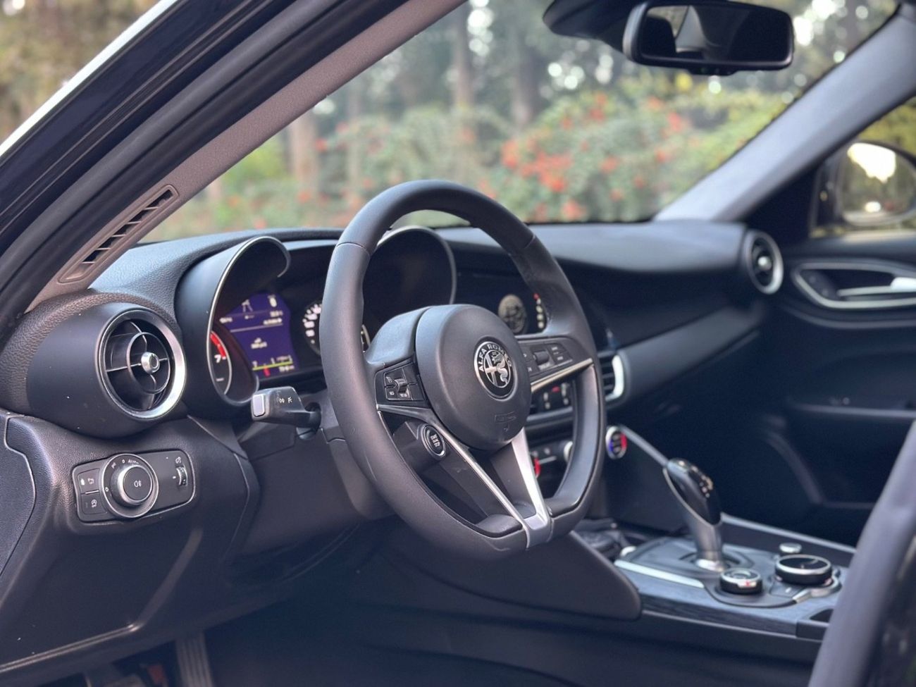 Alfa Romeo Giulia Veloce 2.0L AWD | 2019 | GCC Specs | Gargash | Full Service History | Excellent Condition