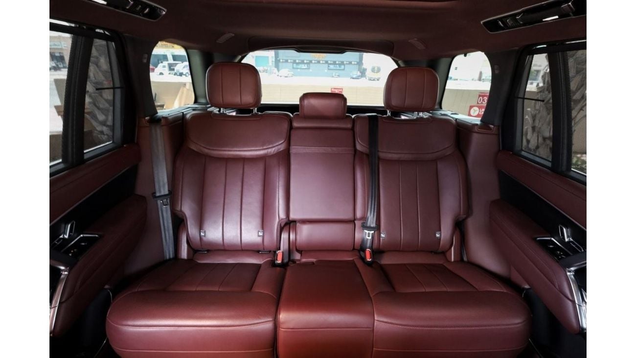 لاند روفر رينج روفر Range Rover Vogue HSE P400 2023 GCC under Agency Warranty with Flexible Down-Payment/ Flood Free.