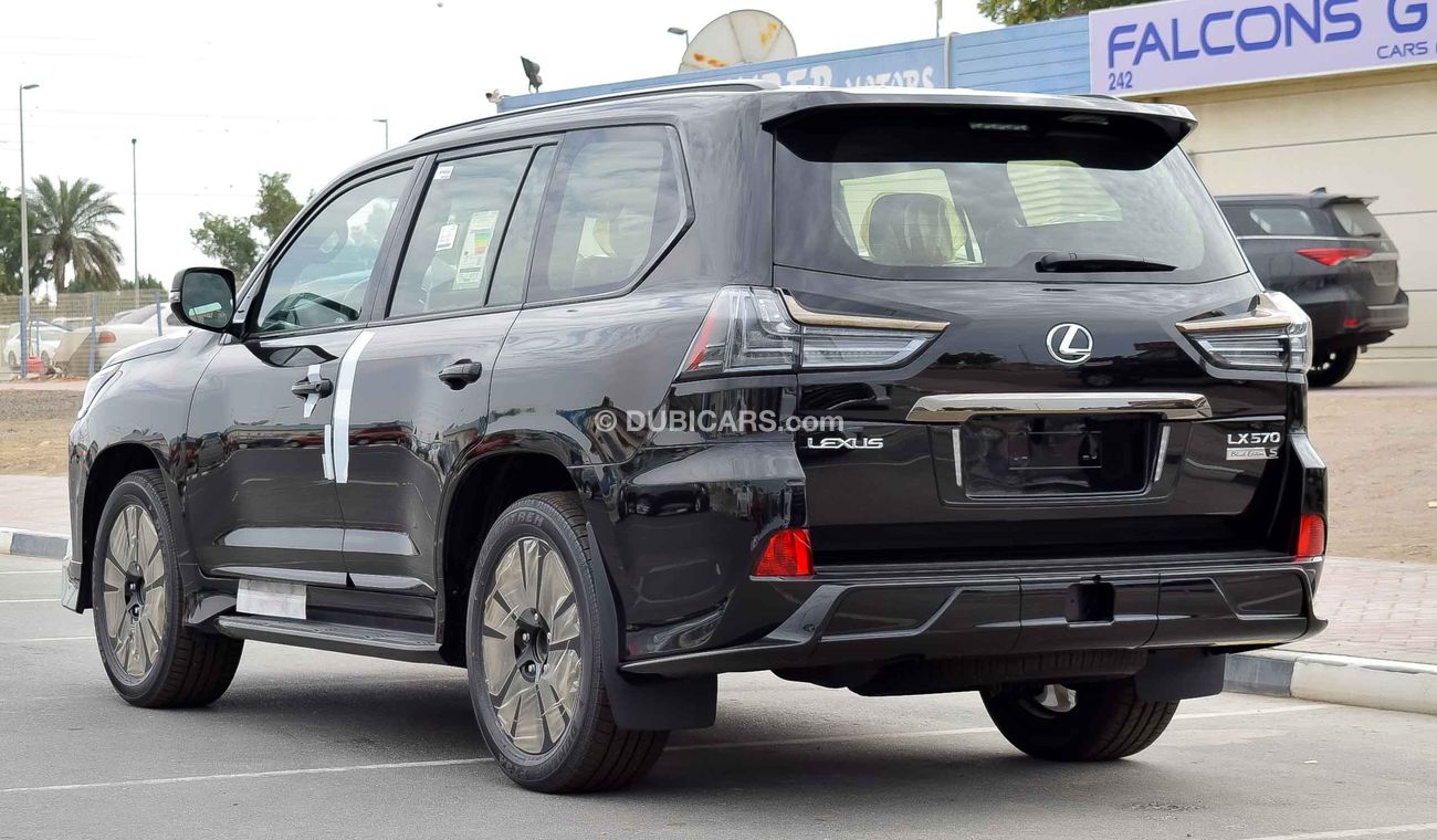 Lexus LX 570 Black Edition S