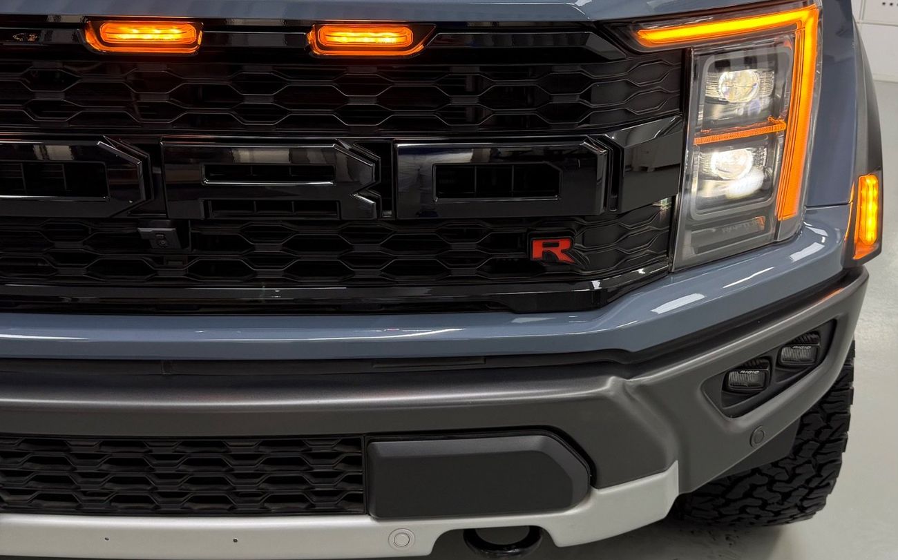 فورد إف-150 رابتور Perfect condition .. Low Milegea .. Brand new condition