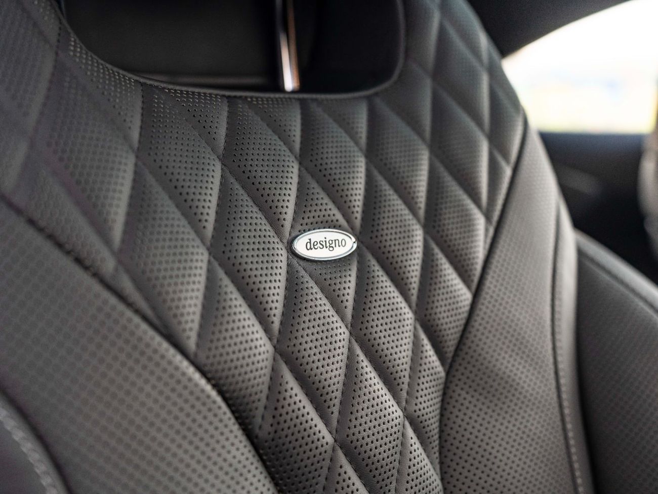 Mercedes Maybach S560 Maybach S560 4MATIC COUPE