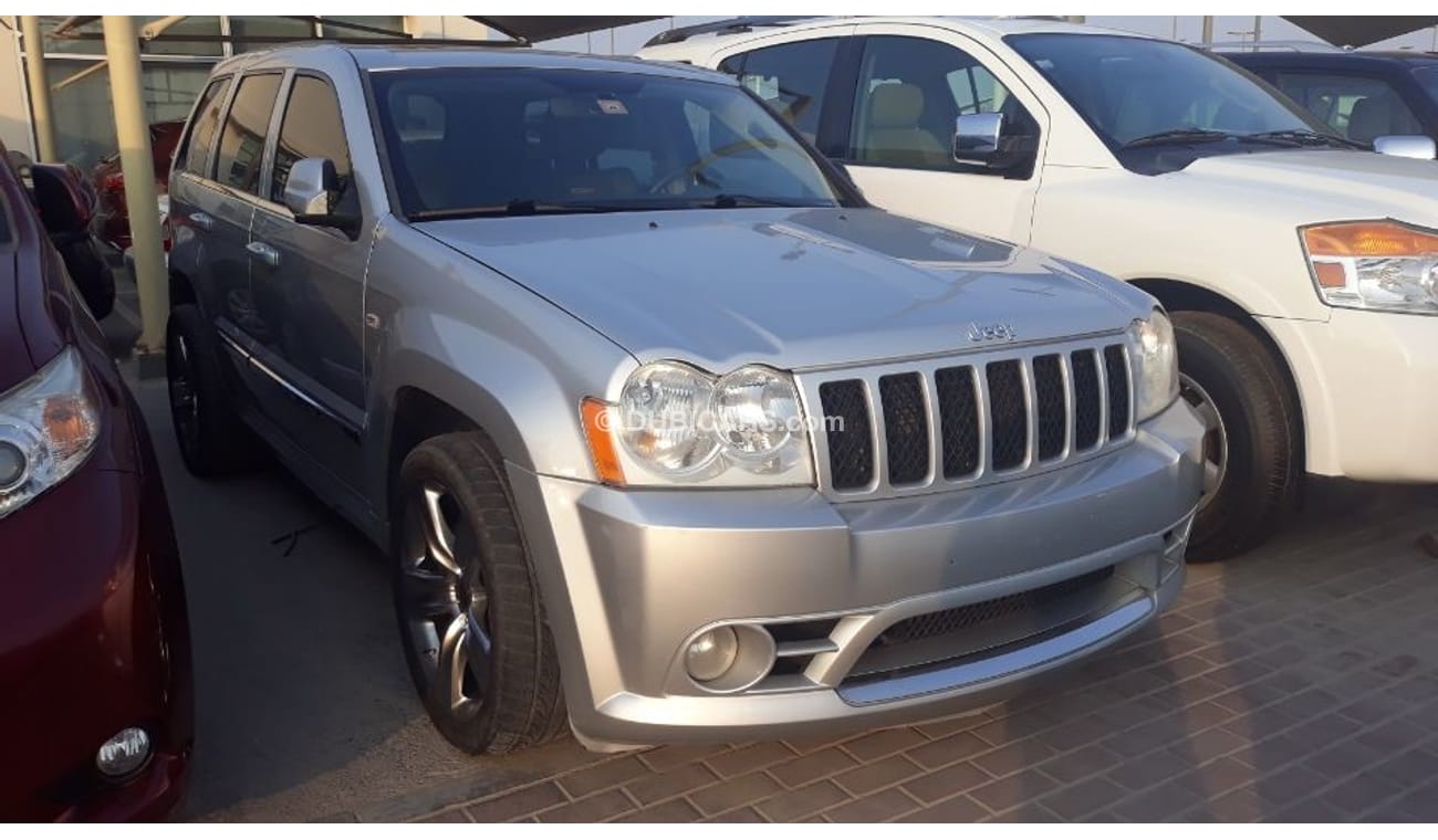Jeep Grand Cherokee 2007 SRT8 Full options Gulf Specs
