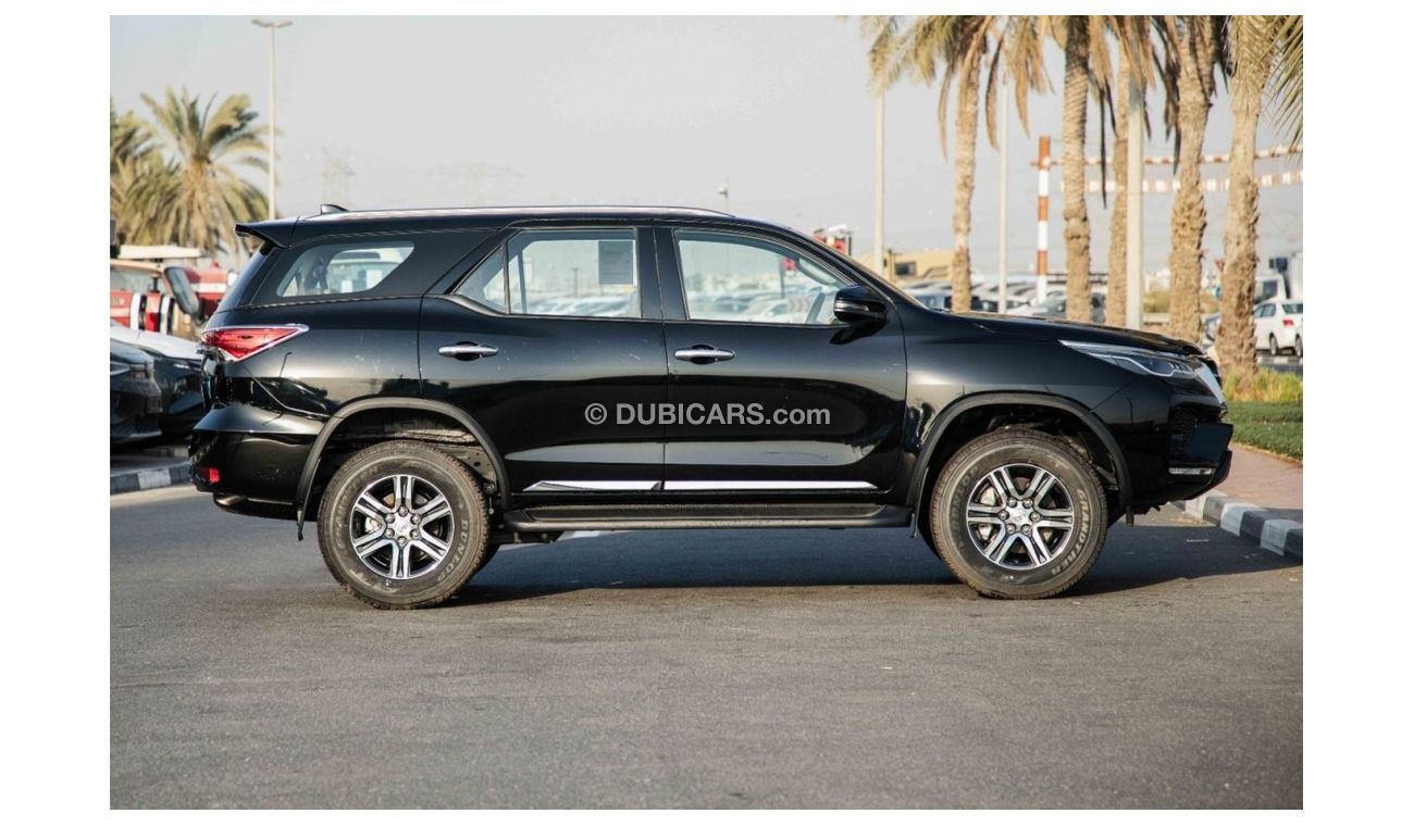Toyota Fortuner 2023 Toyota Fortuner 2.7 4x4 P AT - Black inside Chamois