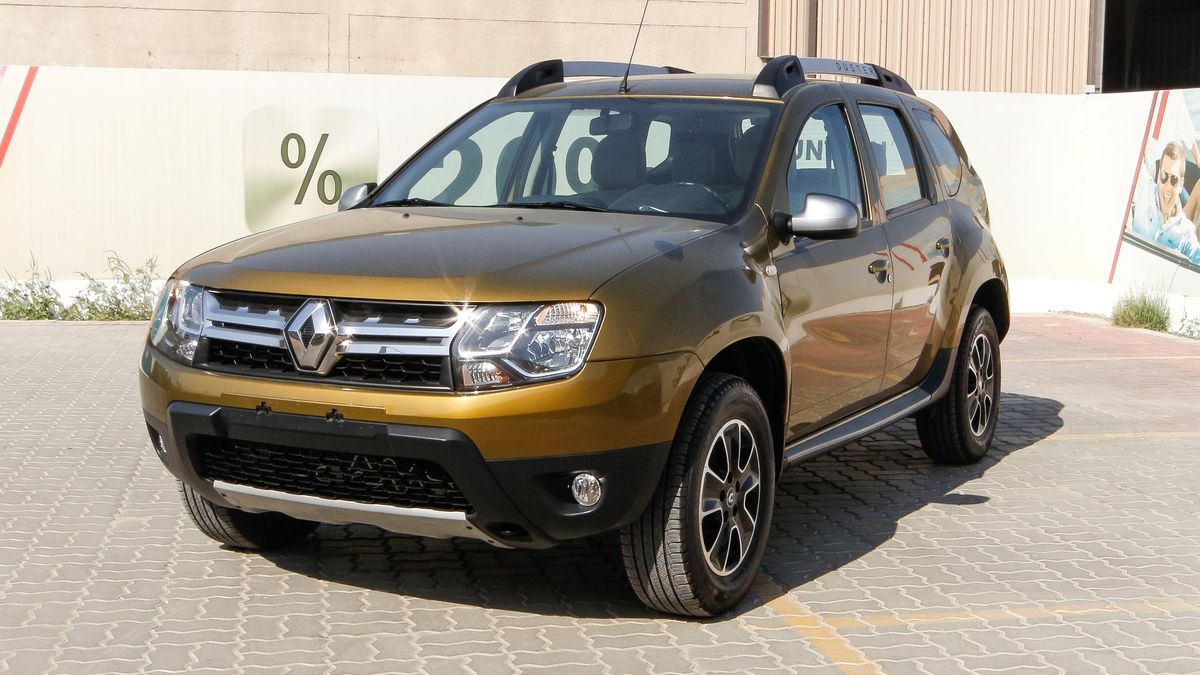 Renault Duster for sale AED 47,900. Gold, 2016