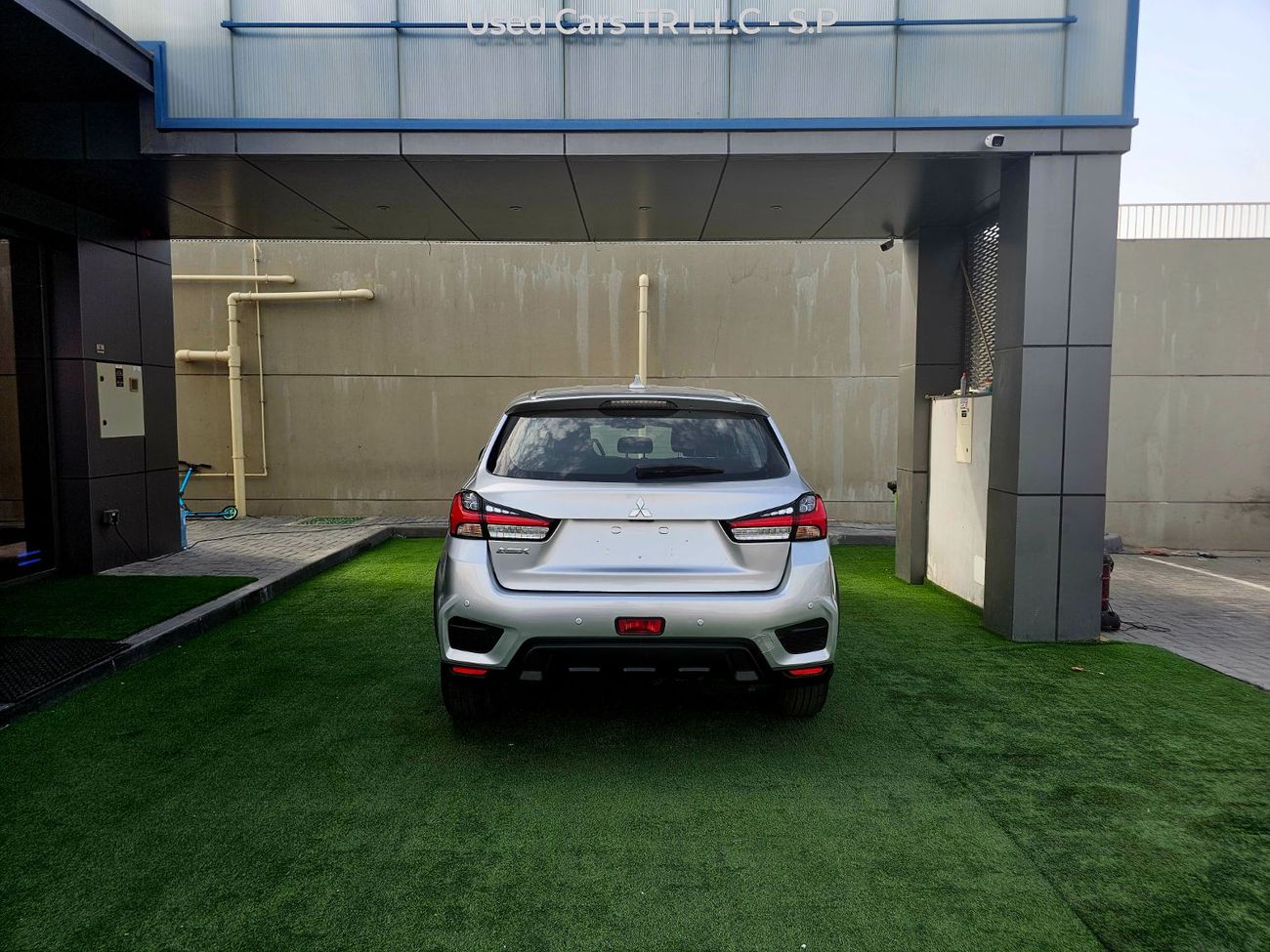 Mitsubishi ASX ASX GCC/ GLX 2.0 V4/ ORIGINAL PAINT/ LOW MILEAGE/ SINGLE OWNER