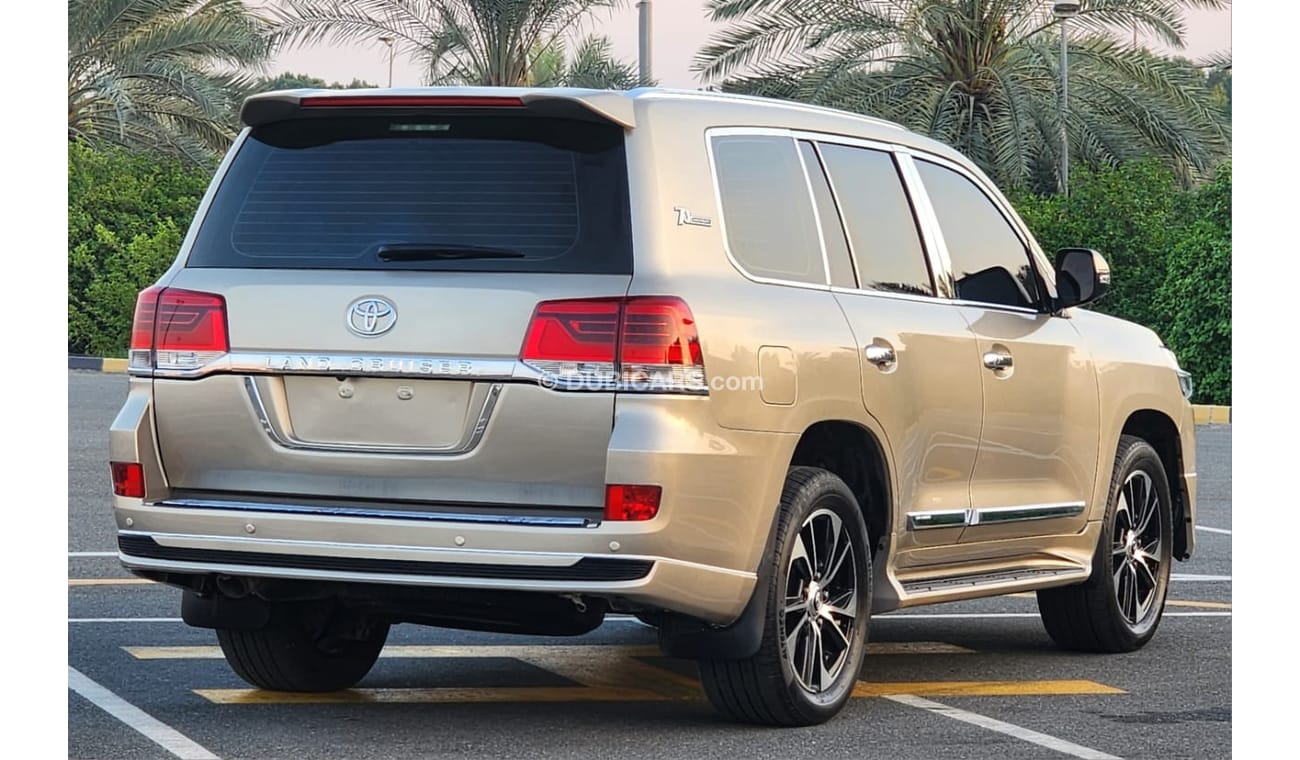 تويوتا لاند كروزر GX.R V8 upgrade 2021