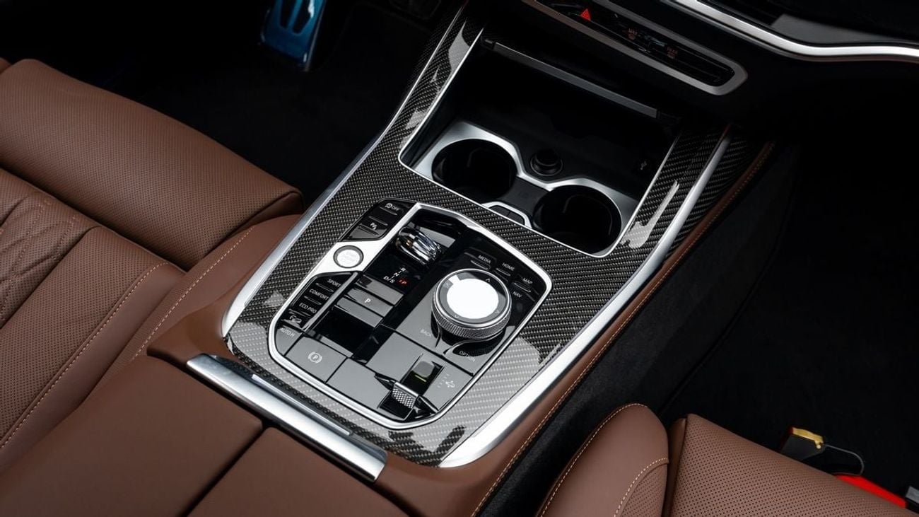 بي أم دبليو X7 M60i - 2025 - GCC - Under Warranty