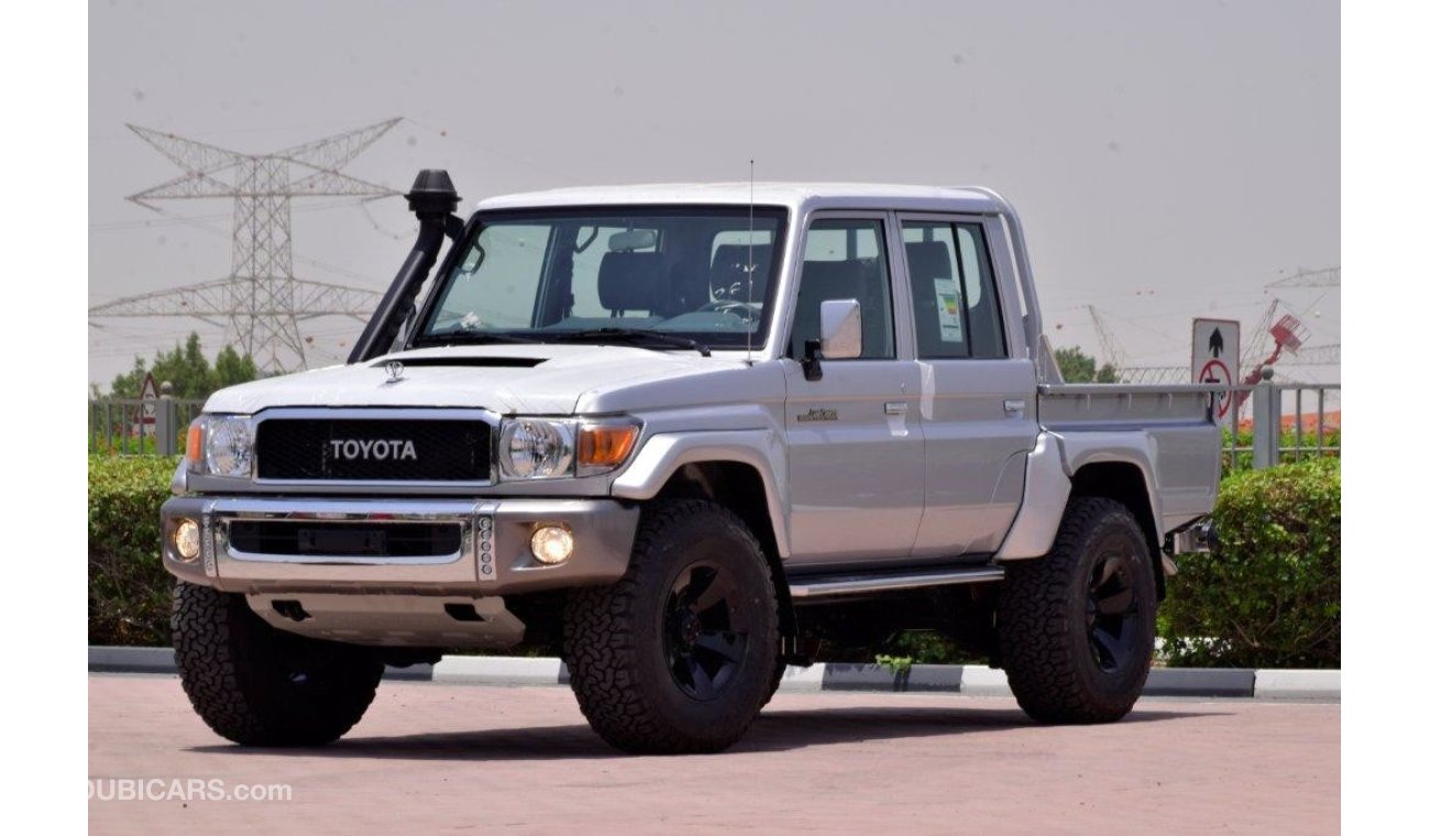 Toyota Land Cruiser 79 Double Cab Pickup Extreme  V8 4.5l Turbo Diesel 6 Seat 4wd Manual Transmission