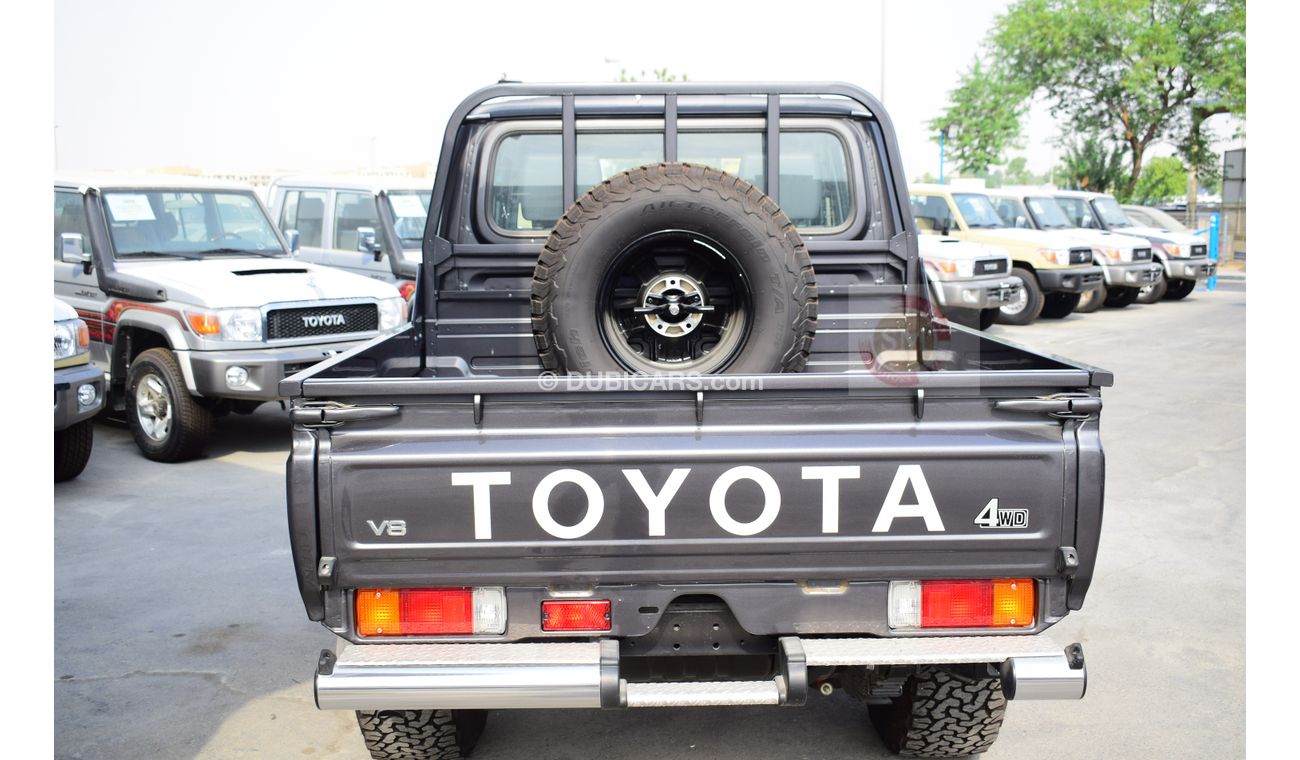 Toyota Land Cruiser Pick Up 2019 MODEL EXTREME PICK UP 4.5L MANUAL TRANSMISSION( PERFECT ALL TERRAIN CAR AT GOOD PRICE  )