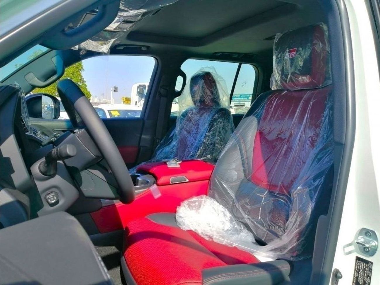 تويوتا لاند كروزر GR - FULL OPTION - PETROL